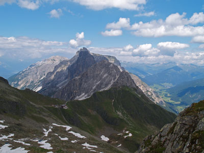 p7011296.jpg (30134 bytes)